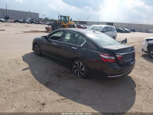 1HGCR3F87HA038673 — 2017 Honda Accord, фото 3 с аукциона IAAI 09.10.2026, Правый бок