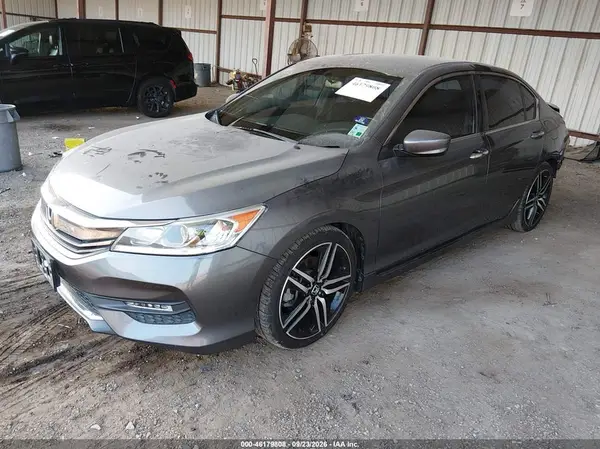 1HGCR2F57HA185480 — 2017 Honda Accord, фото 2 с аукциона IAAI, Задняя часть