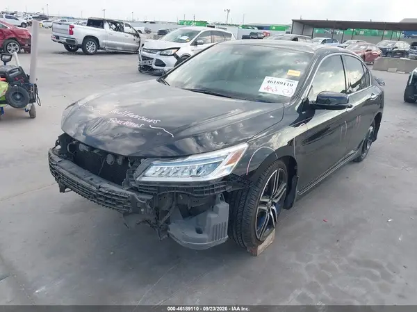 1HGCR3F91HA020601 — 2017 Honda Accord, фото 2 с аукциона IAAI 03.10.2026, Передняя часть