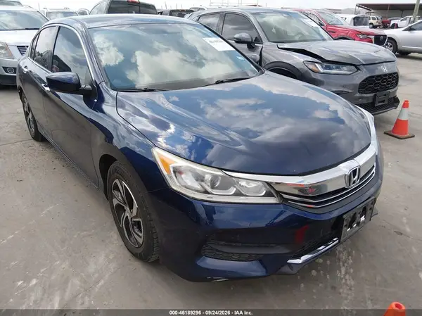 1HGCR2F32HA130594 — 2017 Honda Accord, Задняя часть (Rear), фото до ремонта