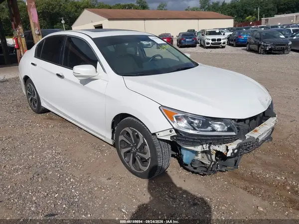 1HGCR2F71HA090785 — 2017 Honda Accord, Передняя часть (Front End), фото до ремонта