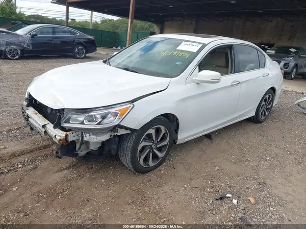 1HGCR2F71HA090785 — 2017 Honda Accord, фото 2 с аукциона IAAI 06.10.2026, Передняя часть