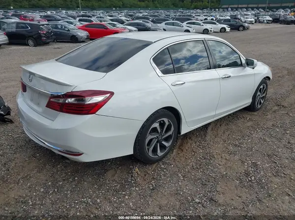 1HGCR2F71HA090785 — 2017 Honda Accord, фото 4 с аукциона IAAI 06.10.2026, Передняя часть