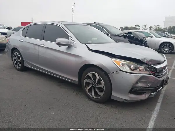 1HGCR3F82HA008237 — 2017 Honda Accord, Передняя часть (Front End), фото до ремонта