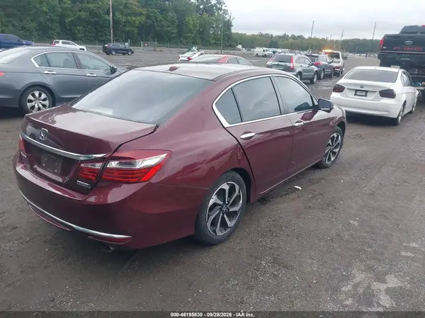 1HGCR2F88HA105601 — 2017 Honda Accord, фото 4 с аукциона IAAI, Задняя часть слева