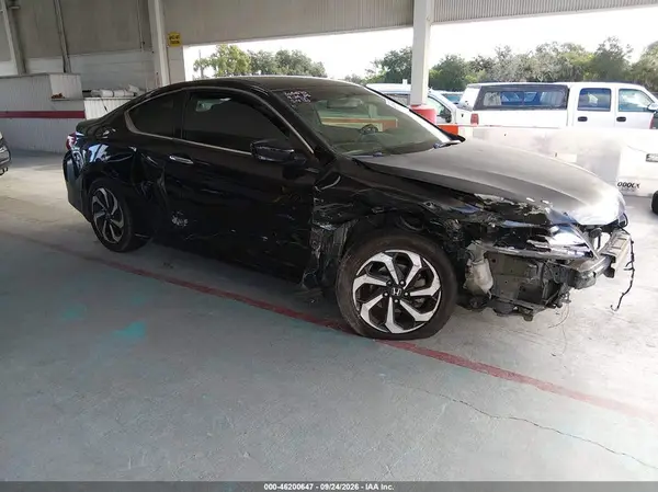 1HGCT1B36HA000187 — 2017 Honda Accord, Передняя часть (Front End), фото до ремонта
