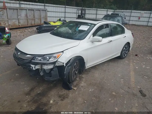 1HGCR3F8XHA014478 — 2017 Honda Accord, фото 2 с аукциона IAAI, Передняя часть