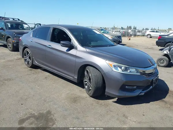 1HGCR2F15HA045151 — 2017 Honda Accord, Левый бок (Left Side), фото до ремонта