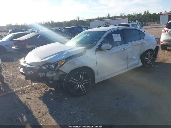 2017 HONDA ACCORD VIN 1HGCR2F5XHA051871 фото 2