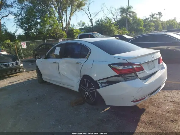 2017 HONDA ACCORD VIN 1HGCR2F5XHA051871 фото 3