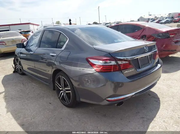 2017 HONDA ACCORD VIN 1HGCR2F16HA198122 фото 3