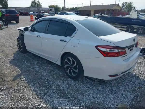 1HGCR2F82HA057027 — 2017 Honda Accord, фото 3 с аукциона IAAI, Передняя часть