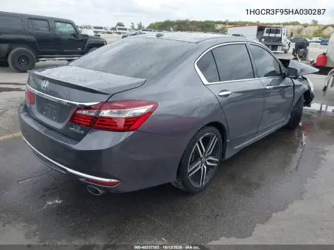 2017 Honda Accord Touring V6 VIN 1HGCR3F95HA030287 фото 4