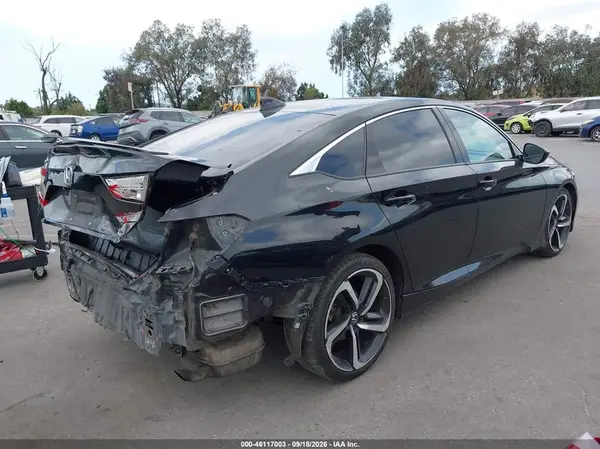 1HGCV1F32JA251850 — 2018 Honda Accord, фото 4 с аукциона IAAI 15.10.2026, Задняя часть