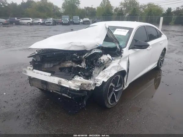 1HGCV1F3XJA217347 — 2018 Honda Accord, фото 2 с аукциона IAAI 13.10.2026, Передняя часть