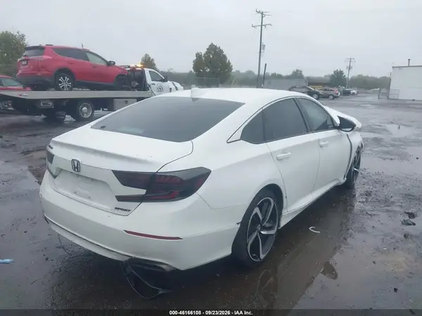 1HGCV1F3XJA217347 — 2018 Honda Accord, фото 4 с аукциона IAAI 13.10.2026, Передняя часть