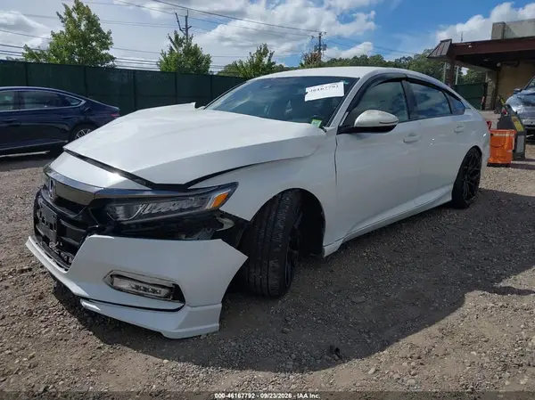 1HGCV1F36JA252659 — 2018 Honda Accord, фото 2 с аукциона IAAI 08.10.2026, Передняя часть