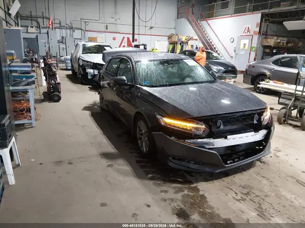 1HGCV1F12JA157353 — 2018 Honda Accord, Задняя часть (Rear), фото до ремонта