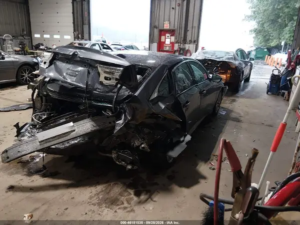 1HGCV1F12JA157353 — 2018 Honda Accord, фото 4 с аукциона IAAI, Задняя часть