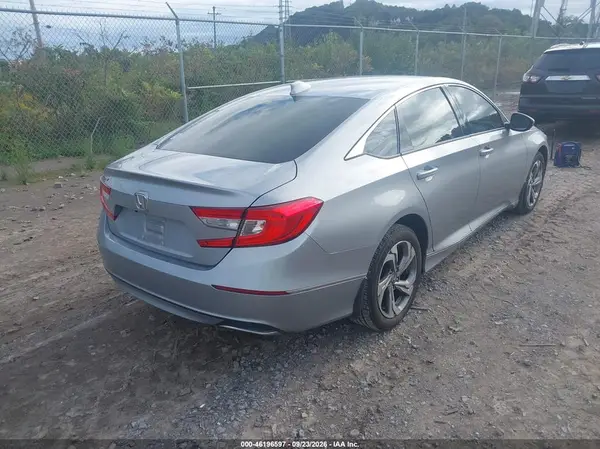 1HGCV1F49JA084069 — 2018 Honda Accord, фото 4 с аукциона IAAI, Задняя часть слева