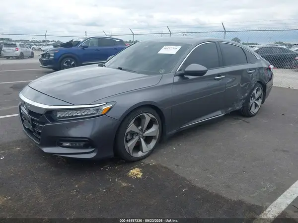 1HGCV1F90JA187540 — 2018 Honda Accord, фото 2 с аукциона IAAI, Левый бок