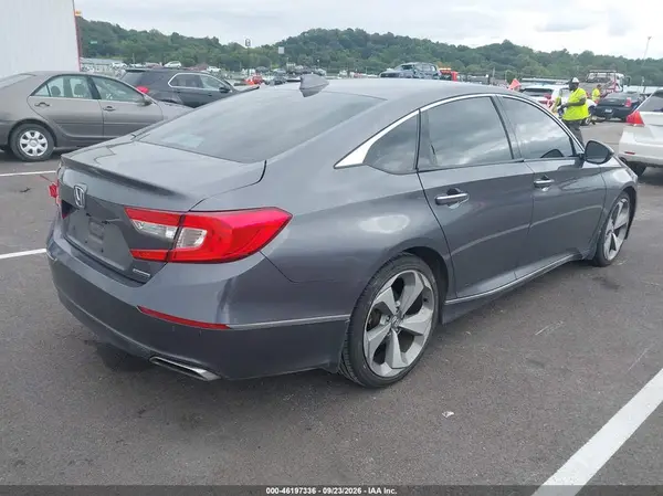 1HGCV1F90JA187540 — 2018 Honda Accord, фото 4 с аукциона IAAI, Левый бок