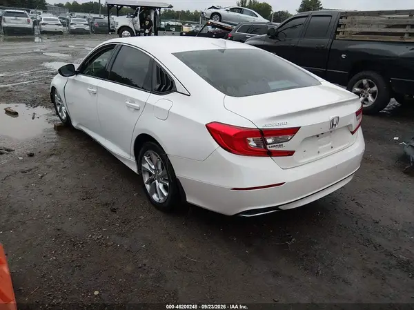 1HGCV1F13JA114284 — 2018 Honda Accord, фото 3 с аукциона IAAI, Передняя часть