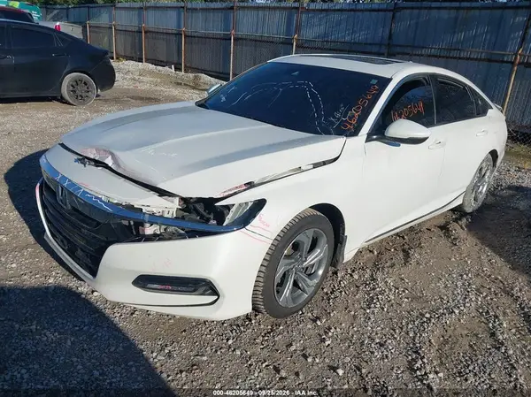 1HGCV2F61JA030661 — 2018 Honda Accord, фото 2 с аукциона IAAI 14.10.2026, Передняя и задняя части