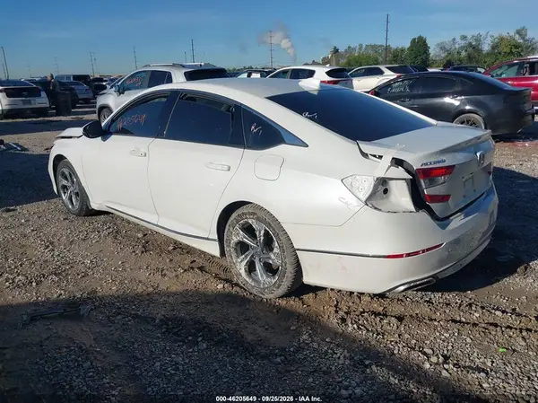 1HGCV2F61JA030661 — 2018 Honda Accord, фото 3 с аукциона IAAI 14.10.2026, Передняя и задняя части