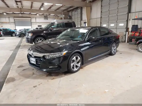 1HGCV1F46JA083946 — 2018 Honda Accord, фото 2 с аукциона IAAI, Левый бок
