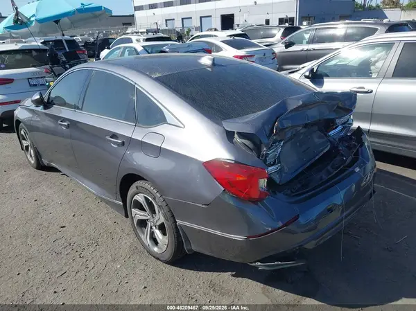 1HGCV1F41JA009334 — 2018 Honda Accord, фото 3 с аукциона IAAI, Задняя часть