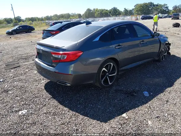 1HGCV1F33JA112617 — 2018 Honda Accord, фото 4 с аукциона IAAI, Передняя и задняя части