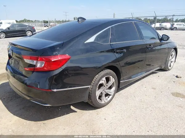1HGCV1F57JA079252 — 2018 Honda Accord, фото 4 с аукциона IAAI, Задняя часть слева