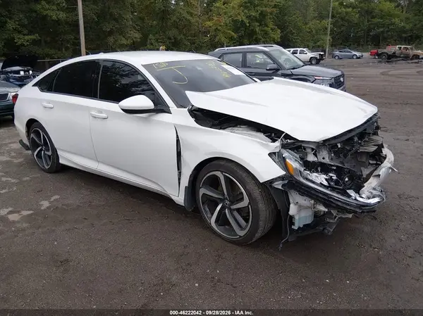 1HGCV1F38JA259743 — 2018 Honda Accord, Передняя часть (Front End), фото до ремонта