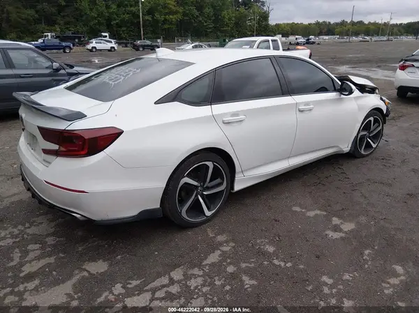 1HGCV1F38JA259743 — 2018 Honda Accord, фото 4 с аукциона IAAI, Передняя часть