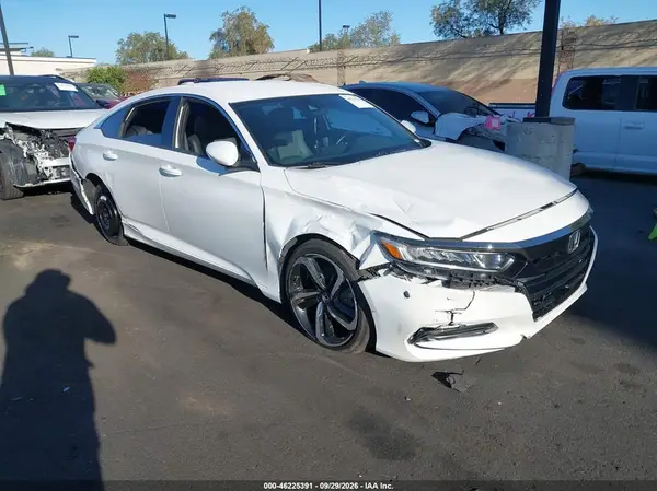 1HGCV1F30JA251037 — 2018 Honda Accord, Правый бок (Right Side), фото до ремонта