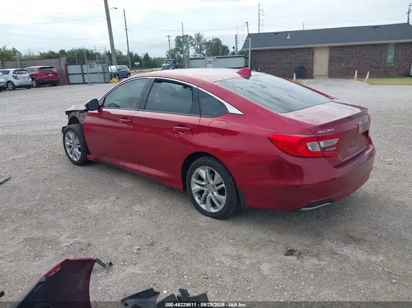 1HGCV1F10JA103775 — 2018 Honda Accord, фото 3 с аукциона IAAI, Передняя часть