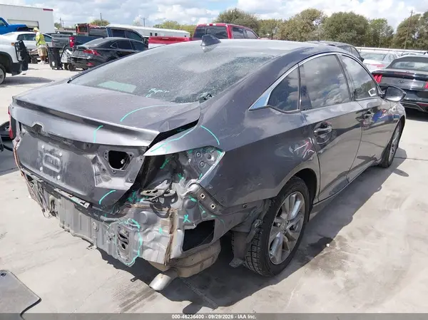 1HGCV1F16JA111332 — 2018 Honda Accord, фото 4 с аукциона IAAI, Задняя часть
