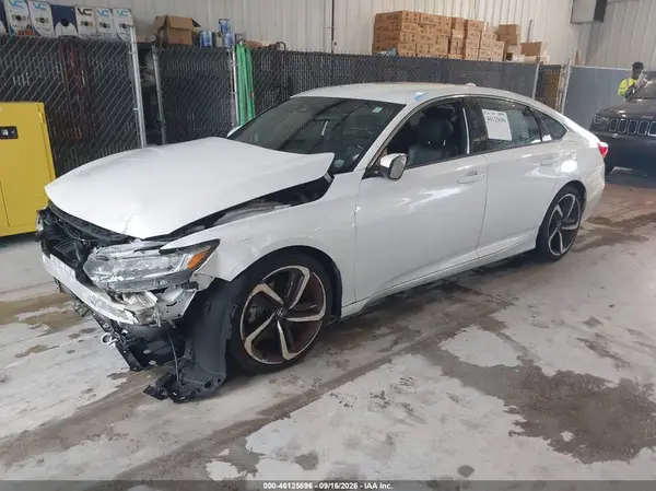 1HGCV1F33KA166436 — 2019 Honda Accord, фото 2 с аукциона IAAI 13.10.2026, Передняя часть