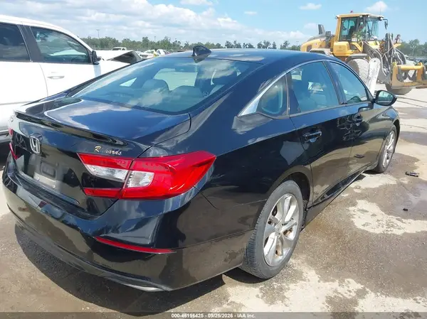 1HGCV1F10KA048908 — 2019 Honda Accord, фото 4 с аукциона IAAI, Повреждение двигателя