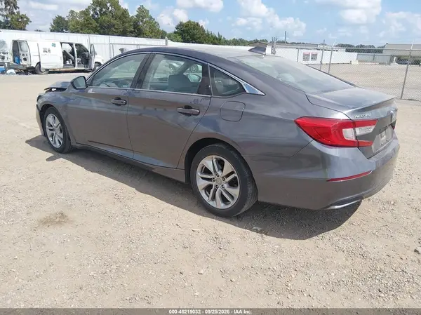 1HGCV1F17KA074812 — 2019 Honda Accord, фото 3 с аукциона IAAI 10.10.2026, Передняя часть