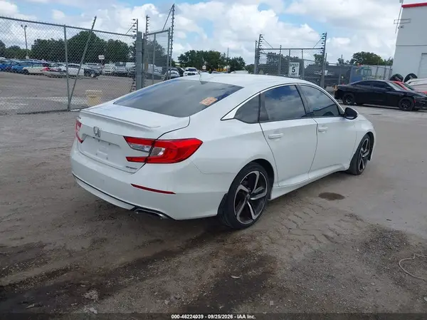 1HGCV1F34KA031272 — 2019 Honda Accord, фото 4 с аукциона IAAI 08.10.2026, Передняя часть