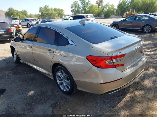 1HGCV1F11LA120099 — 2020 Honda Accord, фото 3 с аукциона IAAI, Левый бок