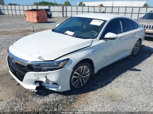1HGCV3F10LA008616 — 2020 Honda Accord, фото 2 с аукциона IAAI, Передняя часть слева