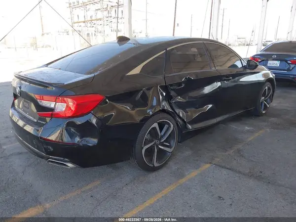 1HGCV1F37LA028528 — 2020 Honda Accord, фото 4 с аукциона IAAI, Правый бок