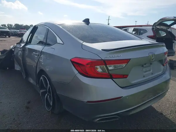1HGCV2F37MA010697 — 2021 Honda Accord, фото 3 с аукциона IAAI 13.10.2026, Опрокидывание