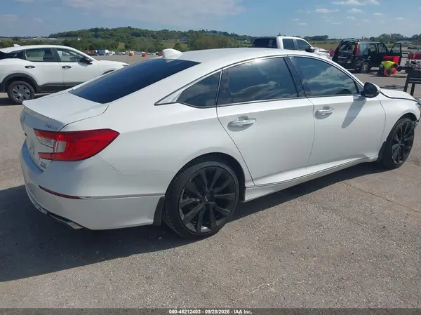 1HGCV2F98MA002760 — 2021 Honda Accord, фото 4 с аукциона IAAI, Передняя часть