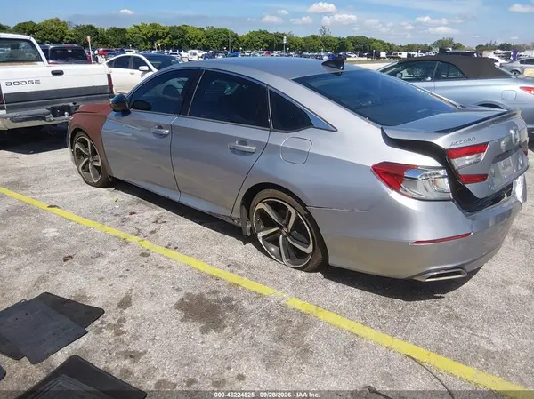 1HGCV1F44MA062632 — 2021 Honda Accord, фото 3 с аукциона IAAI, Правый бок