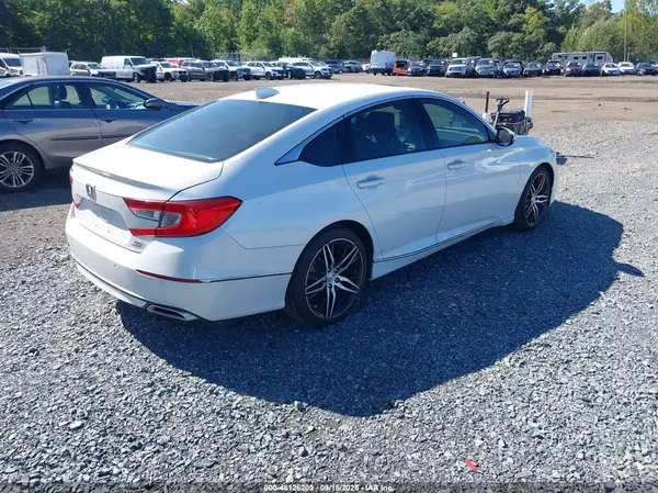 1HGCV2F90NA011261 — 2022 Honda Accord, фото 4 с аукциона IAAI 14.10.2026, Подтопление