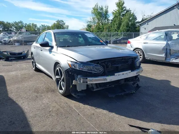 1HGCV3F21NA026621 — 2022 Honda Accord, Передняя часть (Front End), фото до ремонта